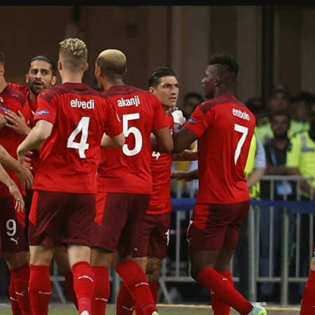 Thụy Sĩ vs Thổ Nhĩ Kỳ:  Giành chiến thắng 3-1, Thụy Sĩ đứng thứ ba bảng A