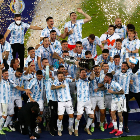 Messi cùng Argentina vô địch Copa America
