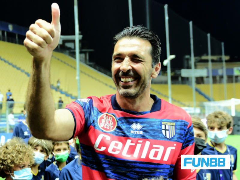 Gianluigi Buffon trở về thi đấu cho Parma 