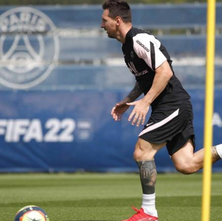 Messi có buổi tập đầu tiên tại PSG