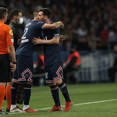 Messi dính chấn thương trong trận đấu giữa PSG với Lyon