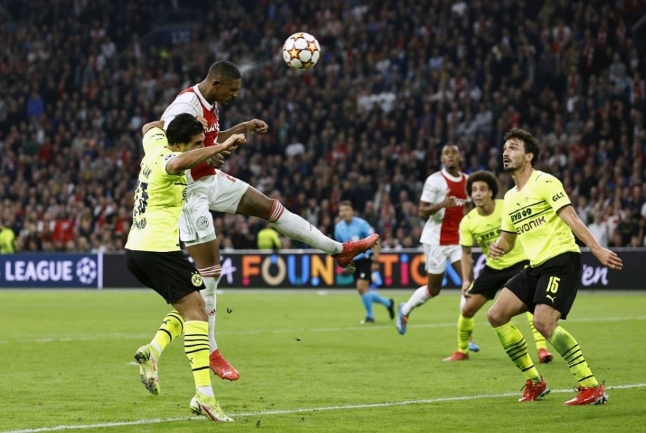 Dortmund thua bạc nhược 0-4 trên sân khách trước Ajax