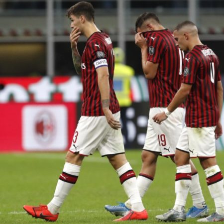 AC Milan bị loại khỏi Cúp C1 sau trận thua Liverpool
