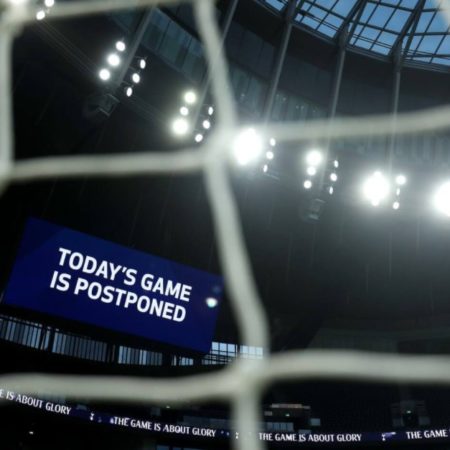 Trận đấu giữa Brighton vs Tottenham chính thức bị tạm hoãn