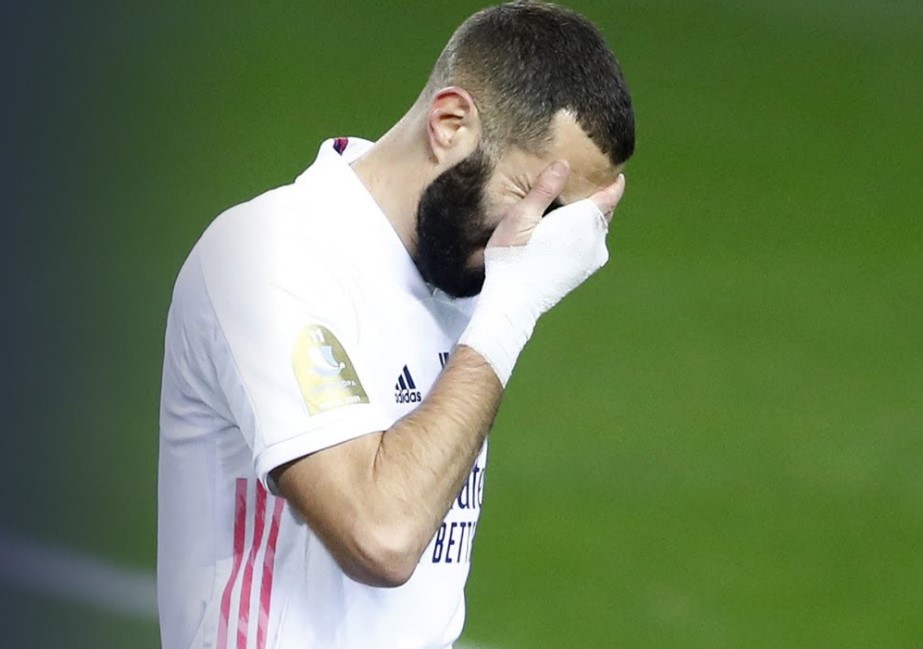 Benzema vắng mặt, hàng công của Real cũng "tịt ngòi"