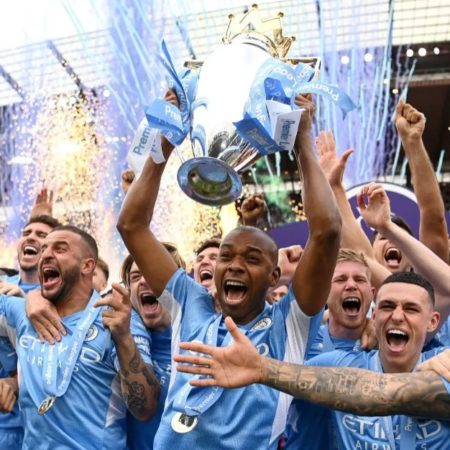 Ngôi vương của Ngoại hạng Anh năm nay vẫn gọi tên Manchester City