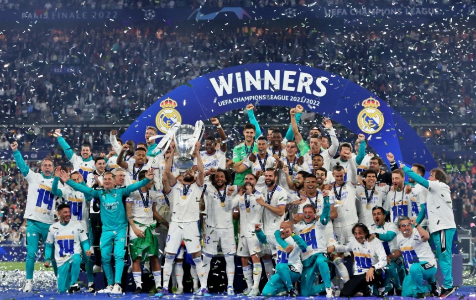 Nhà vô địch Champions League mùa giải 2021/2022 là Real Madrid