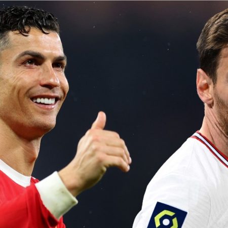 Manuel Neuer được yêu cầu lựa chọn giữa Messi và Ronaldo