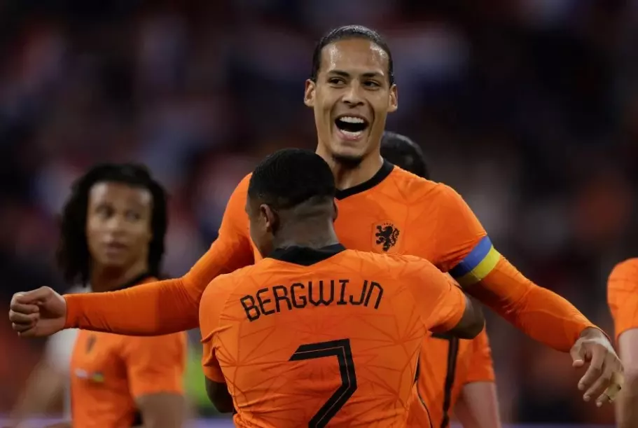 Hà Lan được dự đoán sẽ là đội có được ngôi đầu bảng A