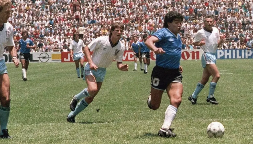 Quả bóng được Maradona sử dụng ở World Cup 1986 sẽ được bán đấu giá