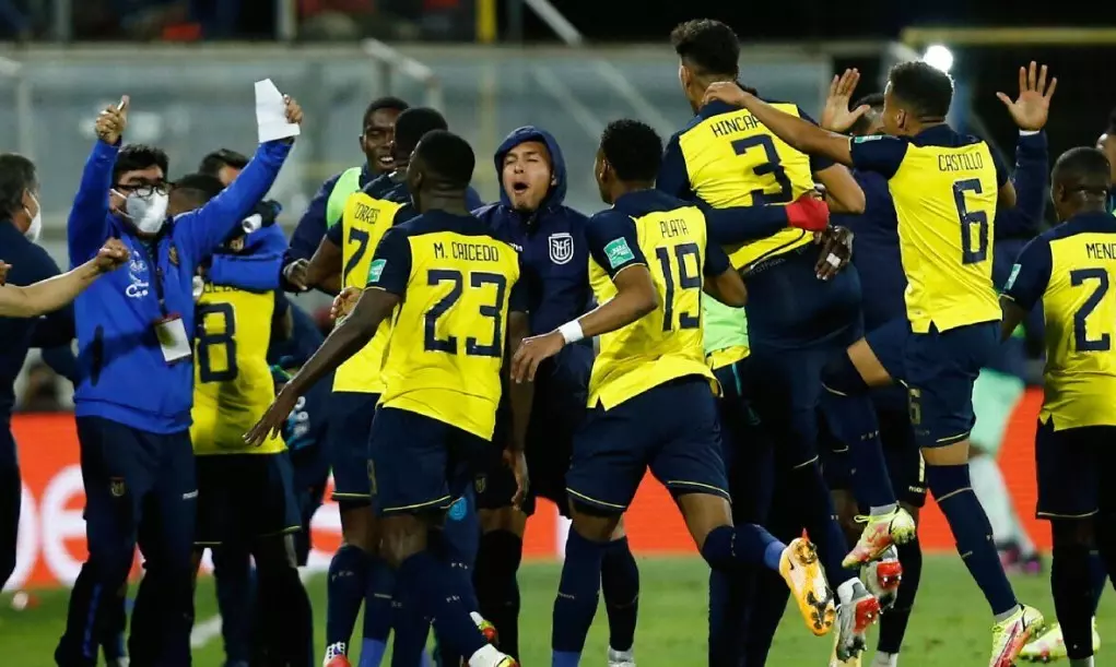 Ecuador vướng vào tranh cãi khi bị Chile tố cáo sử dụng cầu thủ không đúng quy định