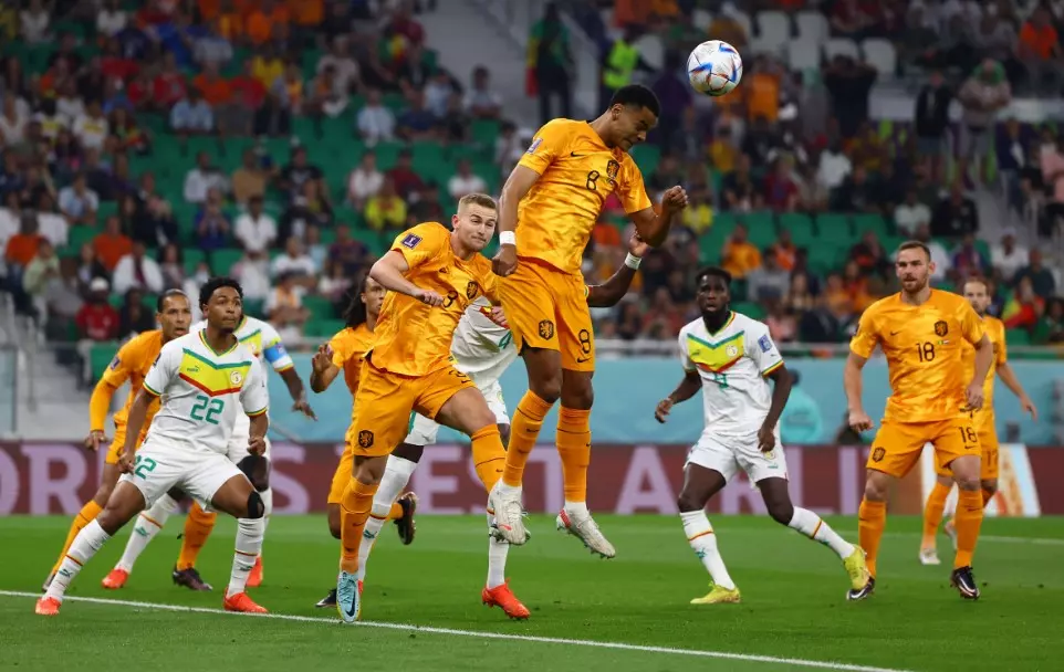 Senegal vừa bị Hà Lan đánh bại 2-0
