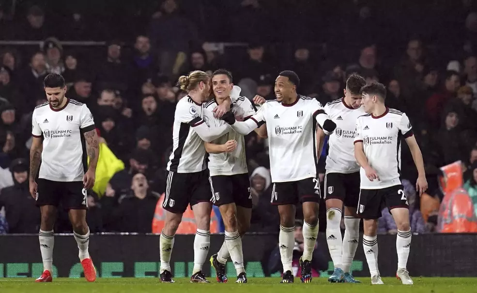 Fulham hiện đang đứng ở vị trí thứ 10 trên bảng xếp hạng Premier League