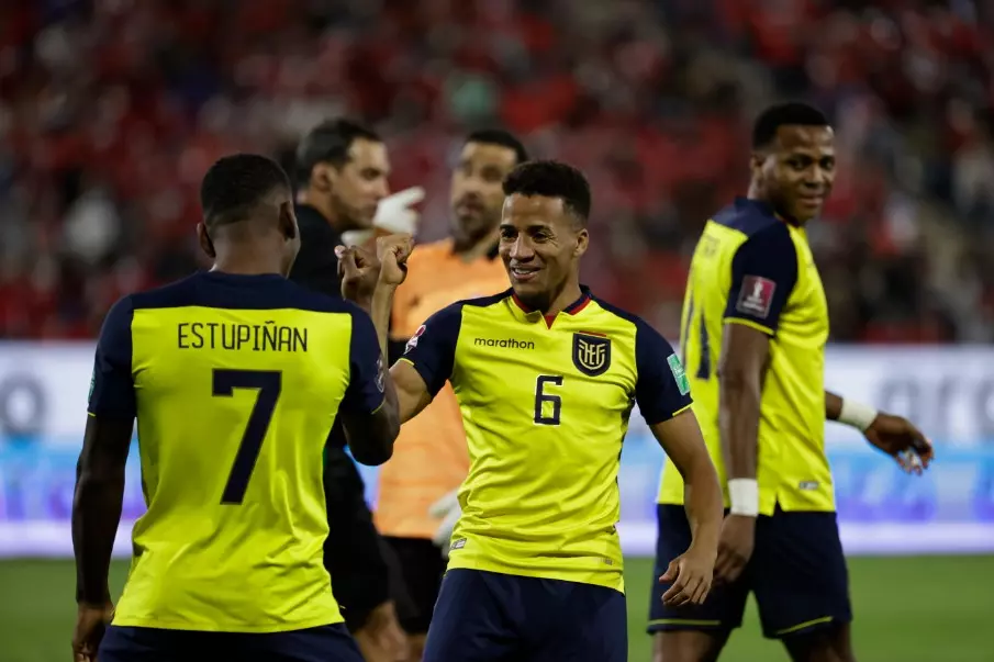 Ecuador tự hào là đội có thành tích đối đầu vượt trội hơn
